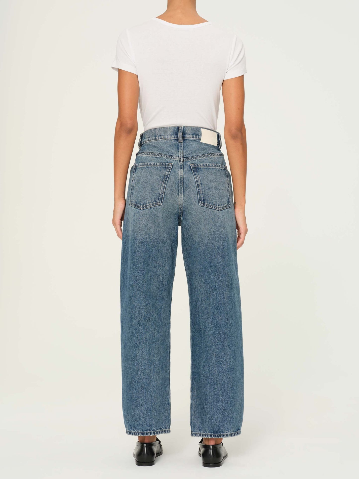 DL1961 Taylor Relaxed Barrel Ultra High Rise 27" Jeans - Endless Sea