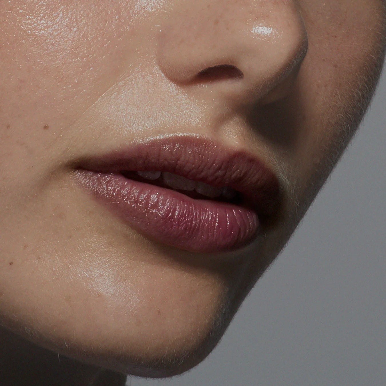 ASHLEY & CO TINT ME LIP PUNCH - RED RADISH