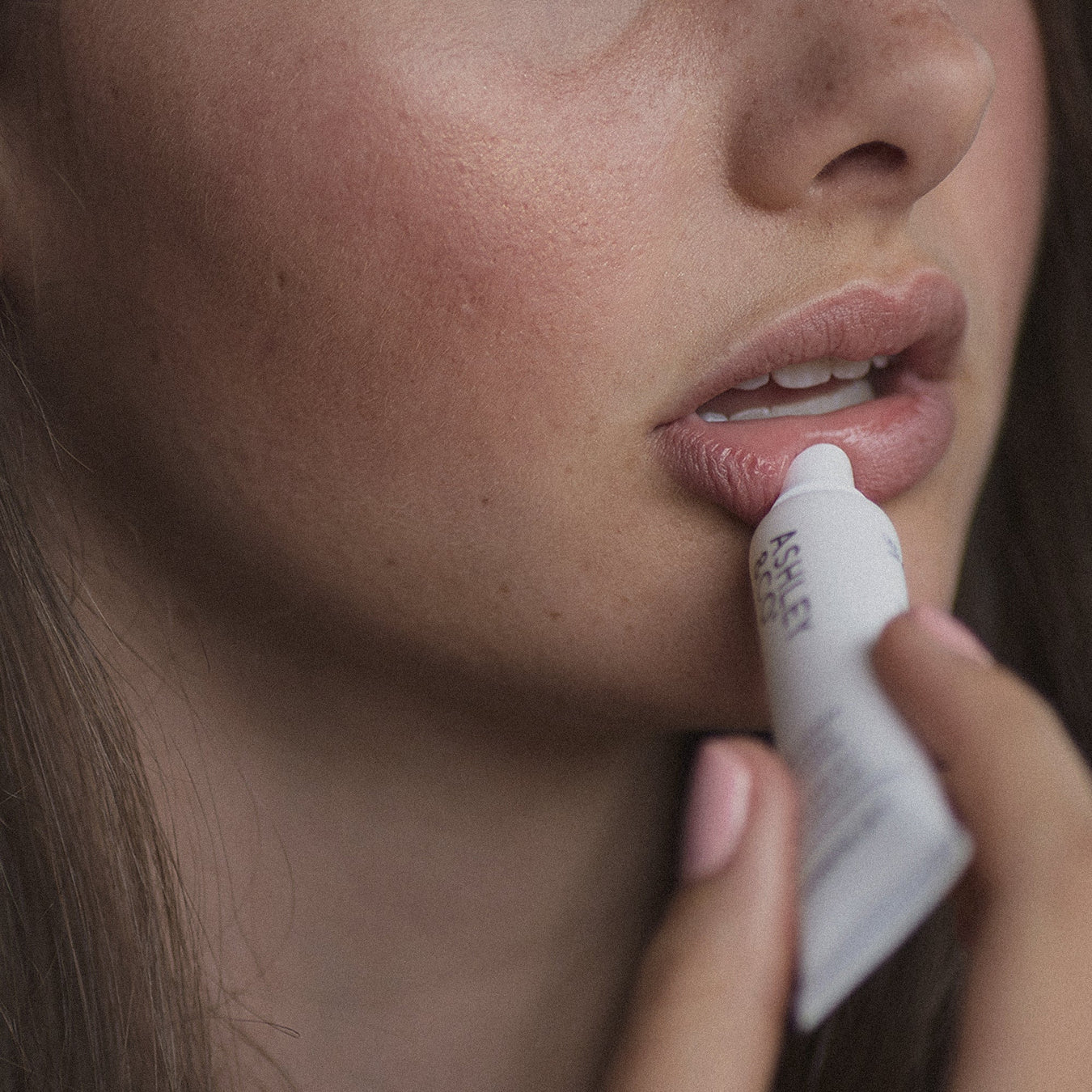 ASHLEY & CO LIP PUNCH INTENSIVE LIP BALM - AU NATUREL