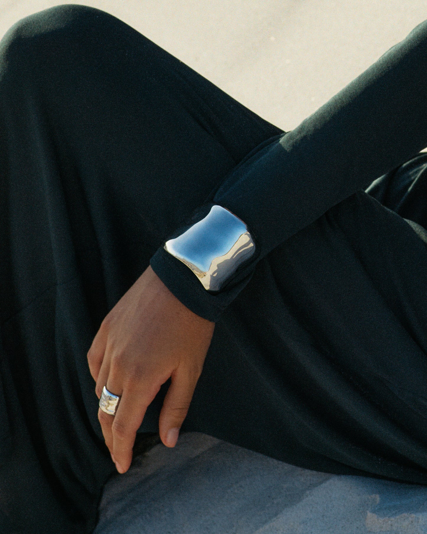 EDBLAD Flowy Bangle