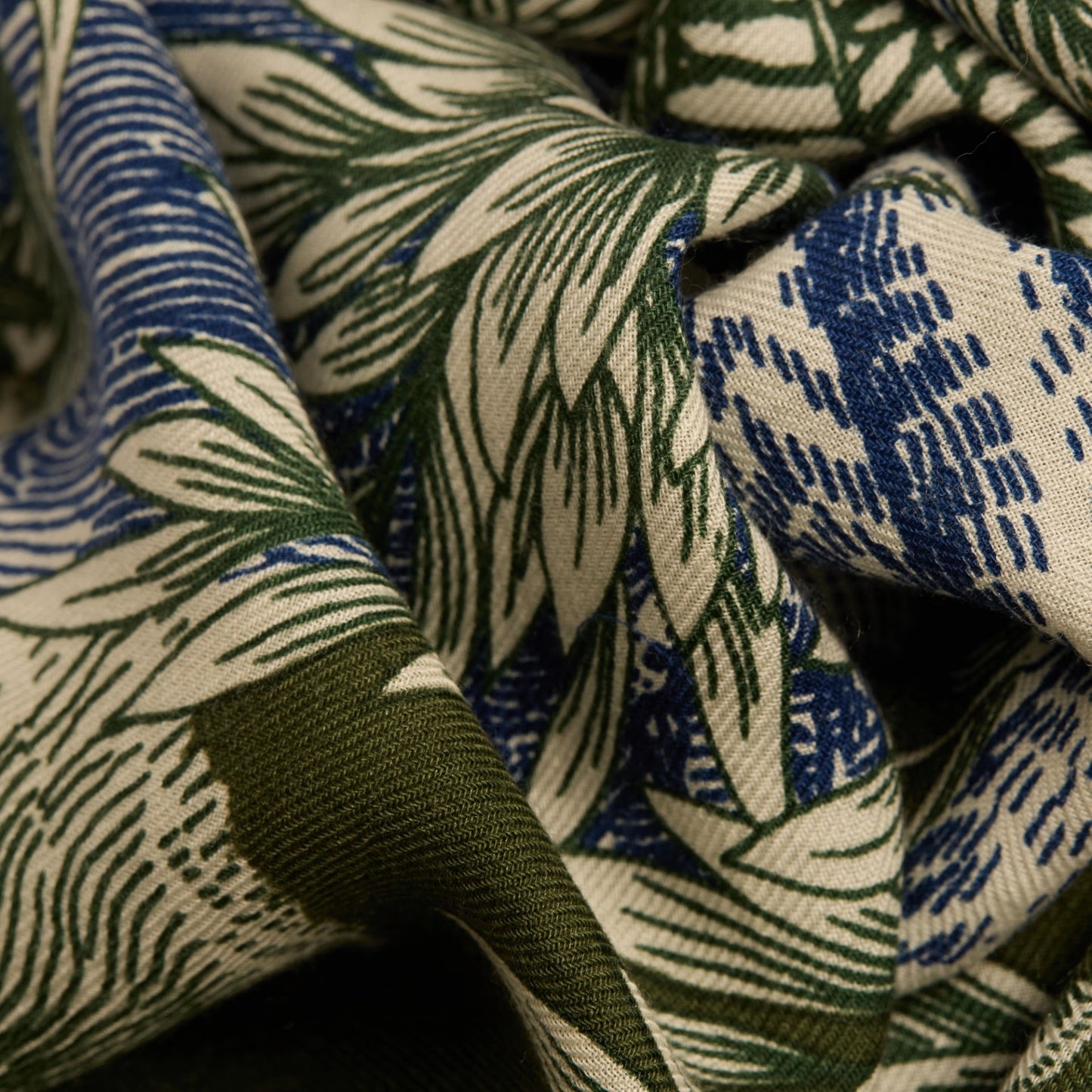 Inoui Editions Piranesi Scarf